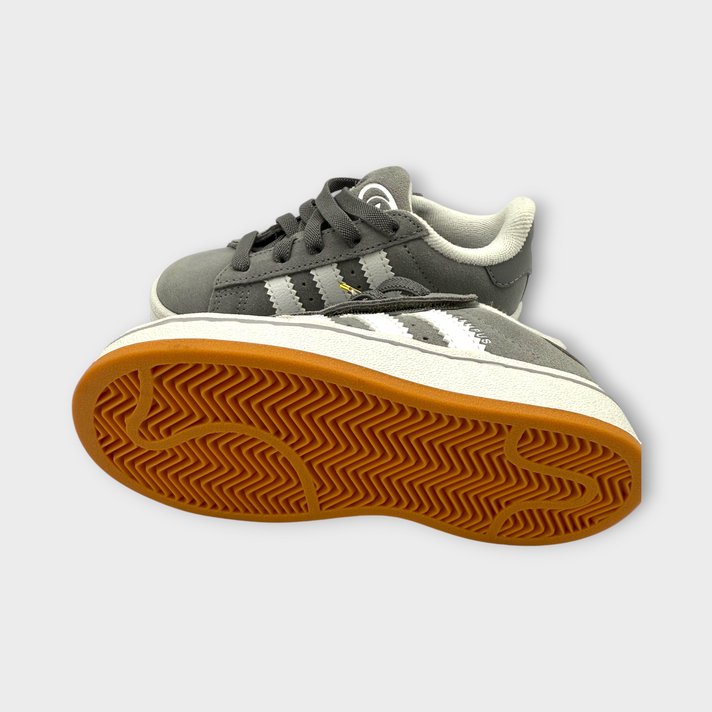 Adidas - Chaussures - 3 - 4 ans Taille 26 1/2