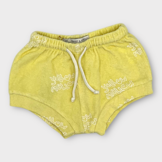 Short éponge jaune