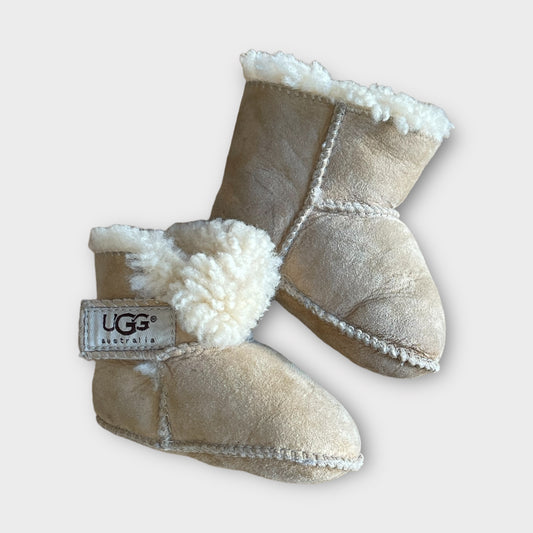 UGG - S