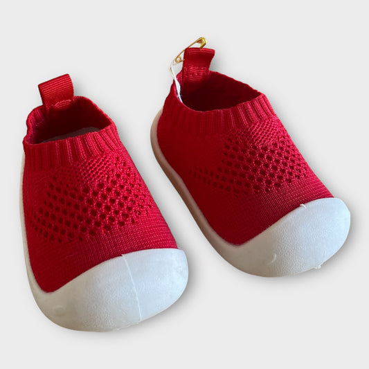 Sneaker - size 14