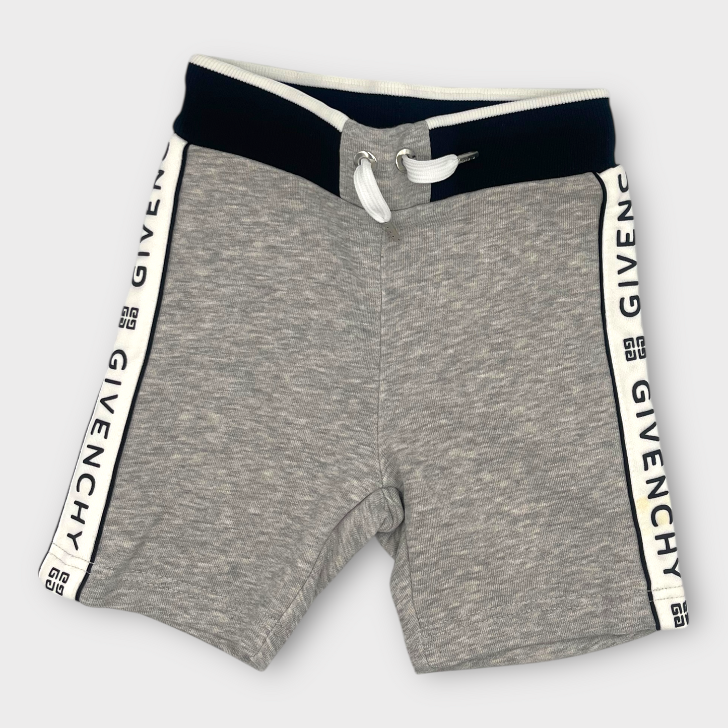 Givenchy - Short - 18 mois